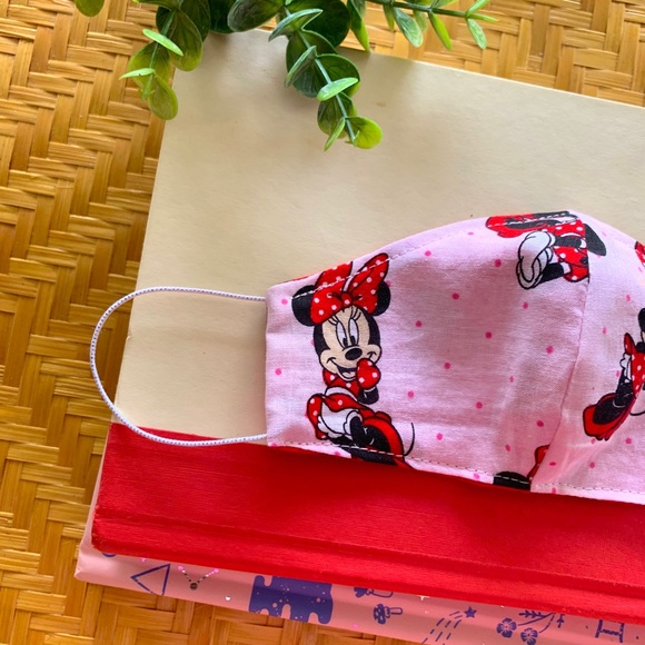Sold on Etsy Minnie Mouse Face Mask - Picture 2 of 6